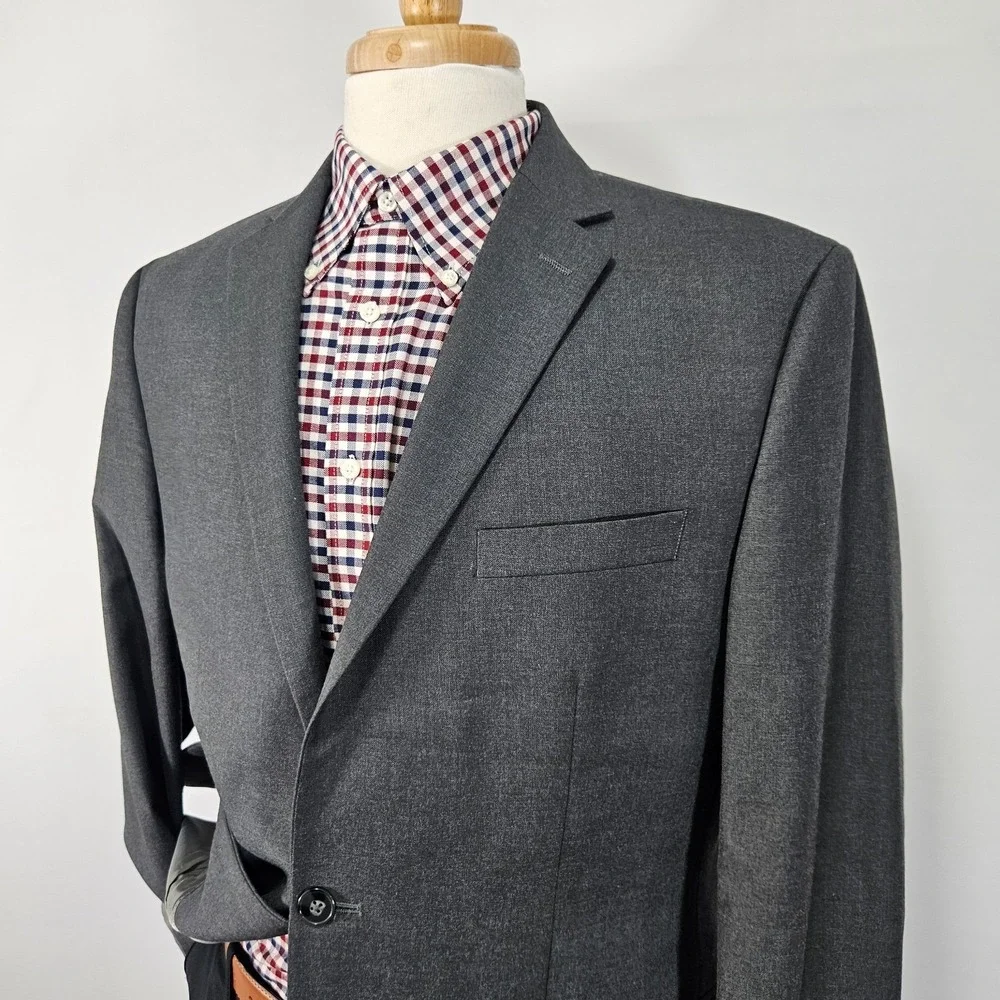 Calvin Klein Men's Sport Coat Blazer Two‎ Button Gray Twill Poly Rayon Size 42R